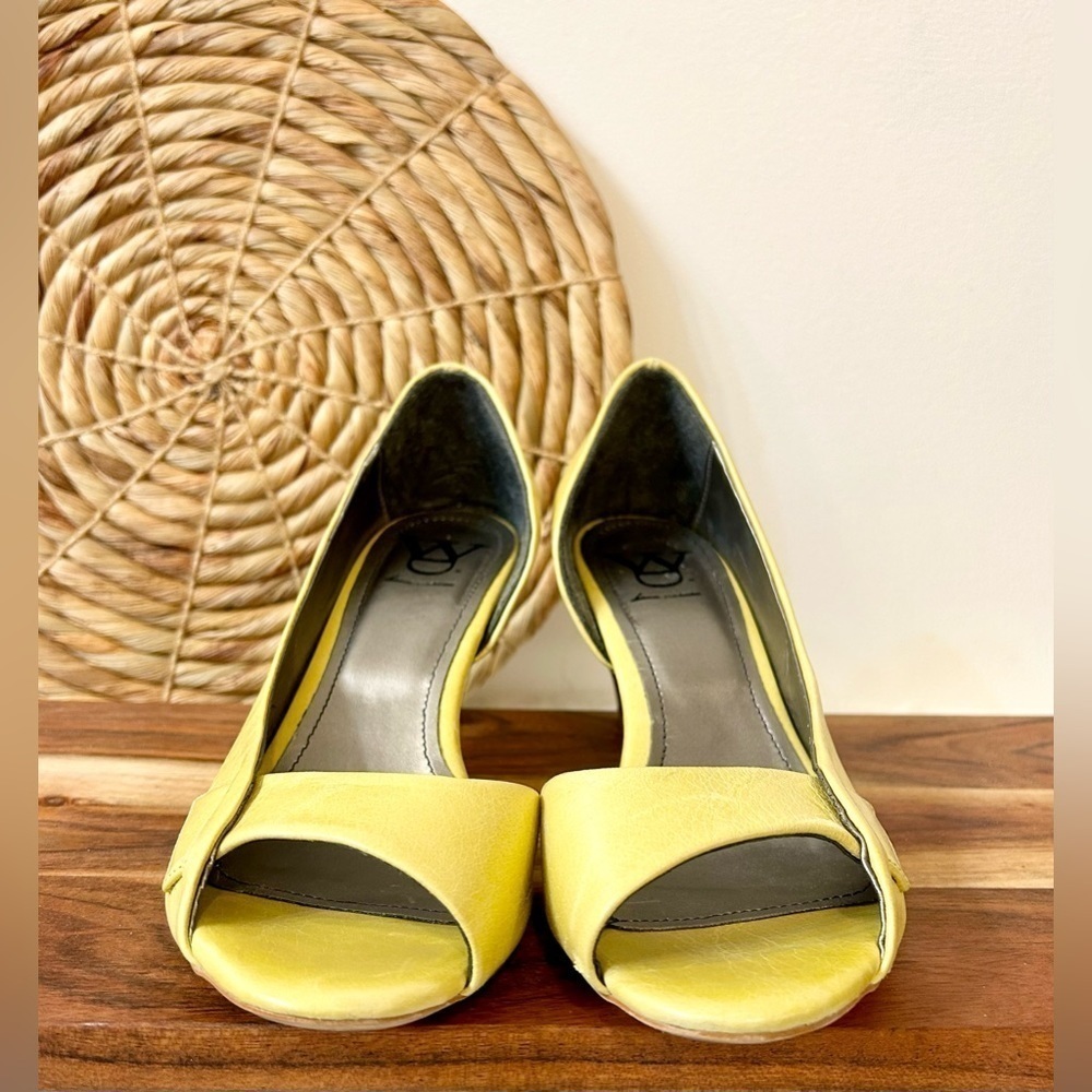 Diana Warner D’Orsay Kitten Heels Size 38 - Picture 4 of 12